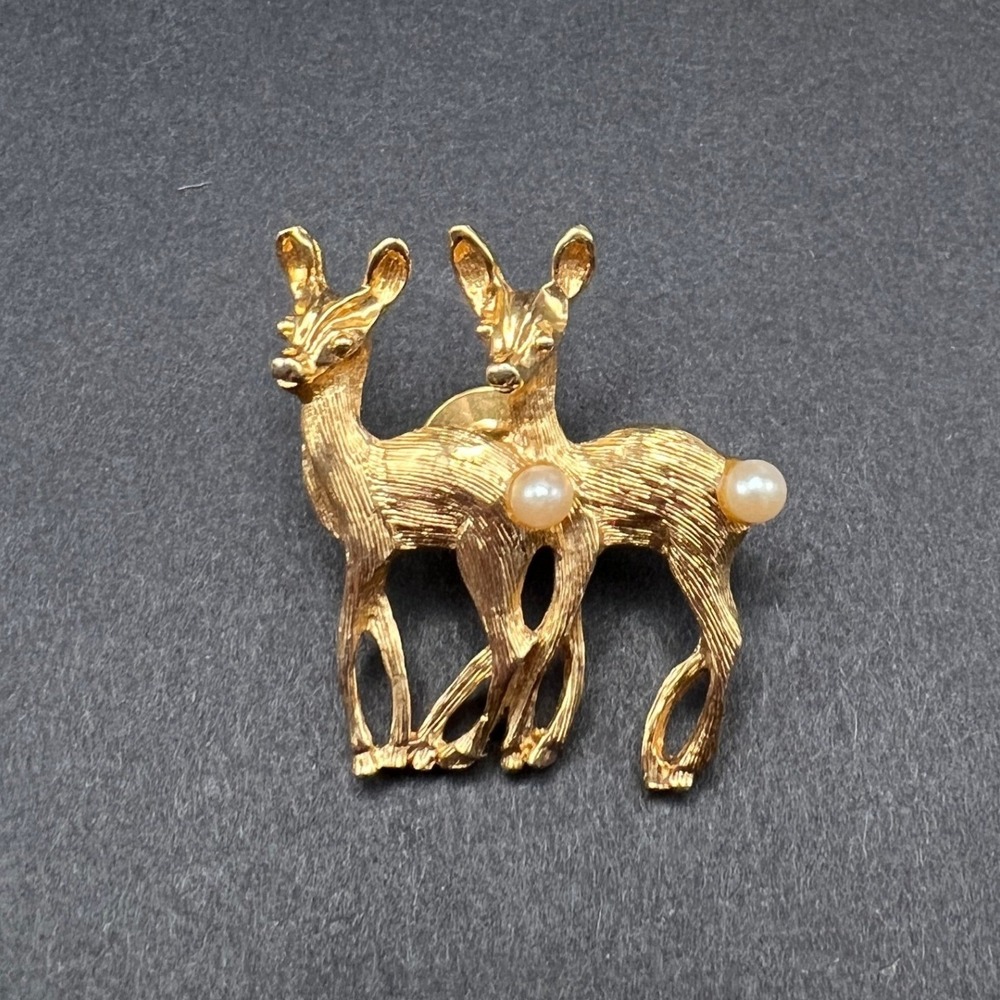 Vintage Avon Deer Pin Twin Fawns Gold Tone Faux Pearl Doe Woodland Animal Brooch